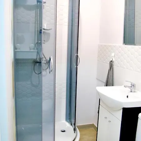 Aparthotel Astra 3*