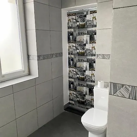 Aparthotel Astra - *