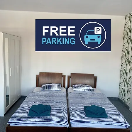 Astra Aparthotel 3*