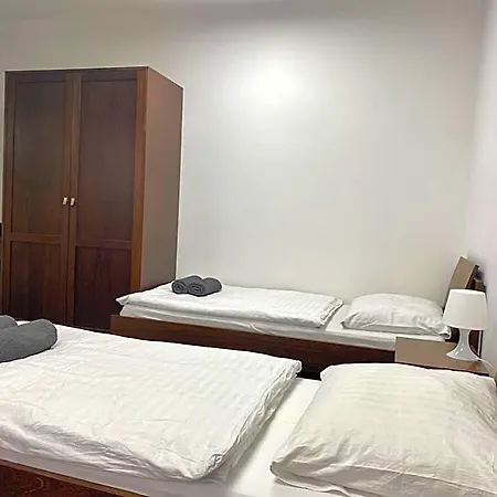 Astra Aparthotel 3*