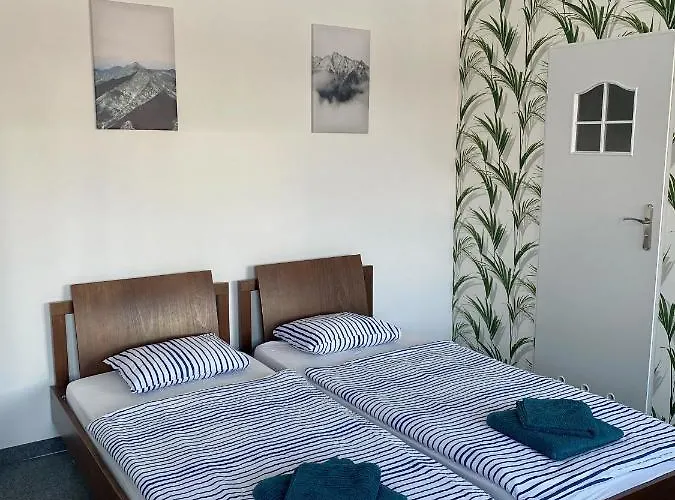 Astra - Aparthotel Katovice